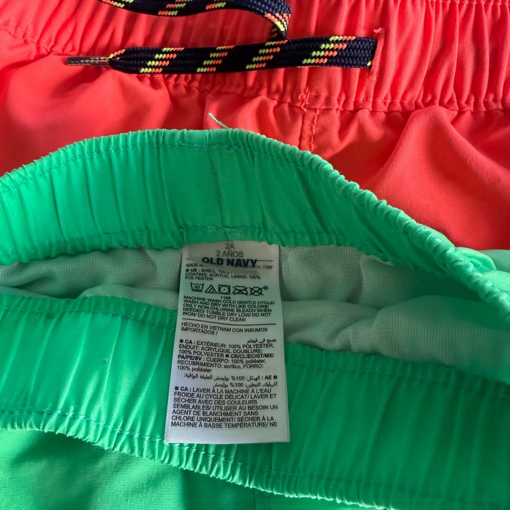 Boys 2T Swimsuit bundle - Picture 2 of 7